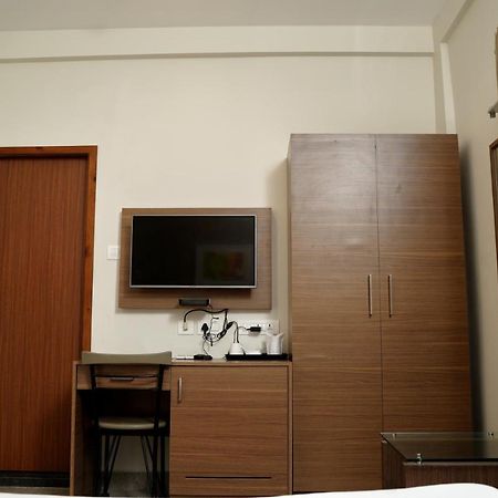 Gino Tourist Home Kochi Luaran gambar