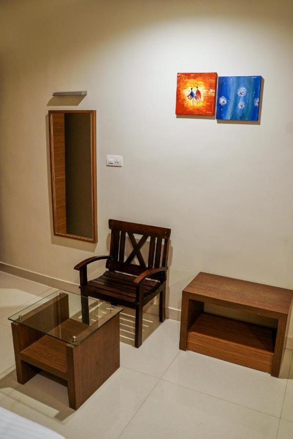 Gino Tourist Home Kochi Luaran gambar